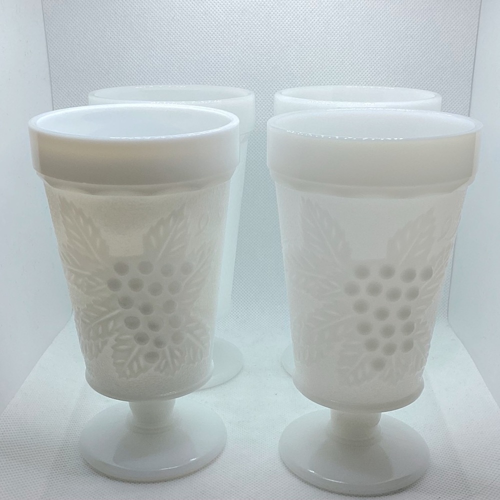 Lot of 4 Vtg Anchor Hocking Milk Glass Footed Tumblers | Harvest Grape Cup 1950s